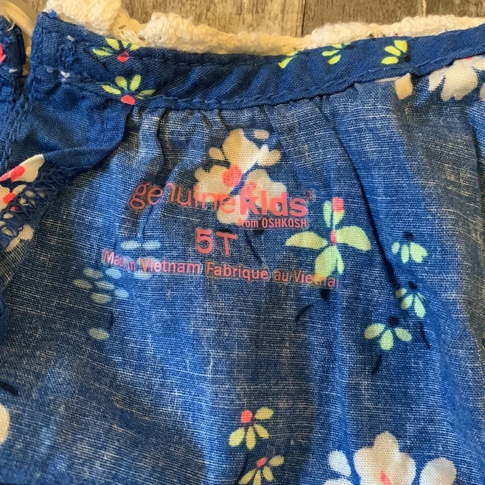 OshKosh Genuine‎ Kids girls tank top size 5T.